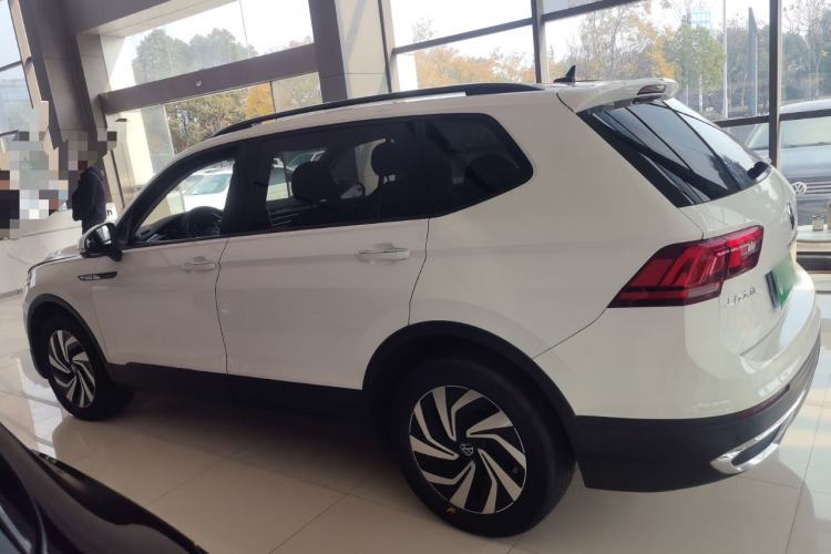 Used Volkswagen Tiguan L 2022 330TSI Automatic Two-Wheel Drive Comfort Edition
