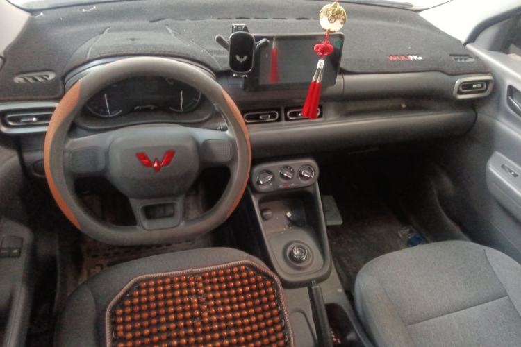 Used Wuling Hongguang New Energy 2024 All-Electric Model 300KM Standard Version
