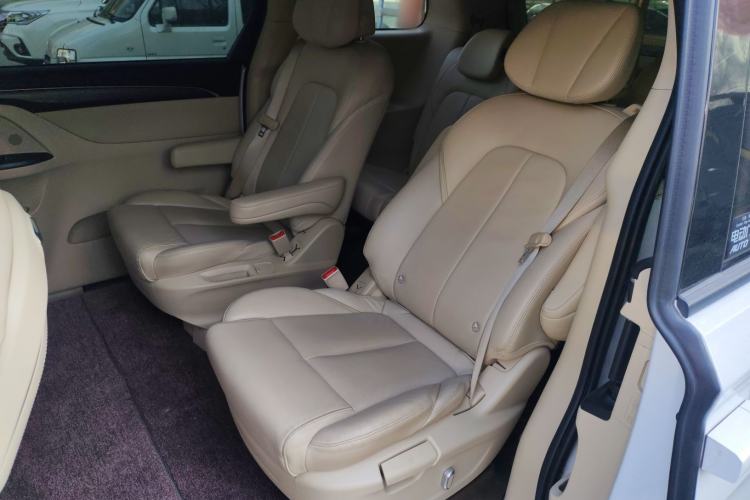 Used Buick GL8 2023 ES Lu Zun Deluxe Model
