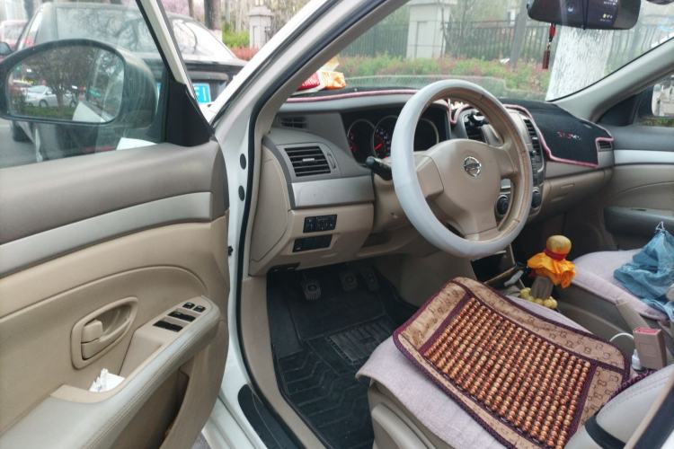 Used Nissan Sylphy 2012 Classic 1.6XE Manual Comfort Edition Driver Seat