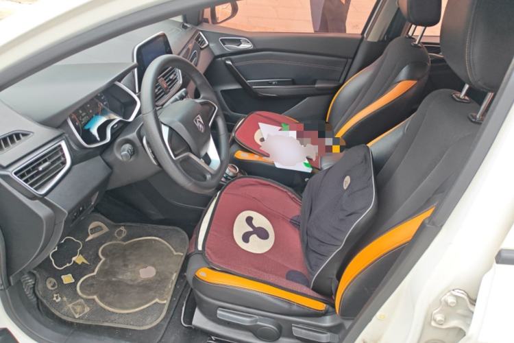 Used Baojun 310 2017 1.5L Automatic Fashion Model Left Front Seat