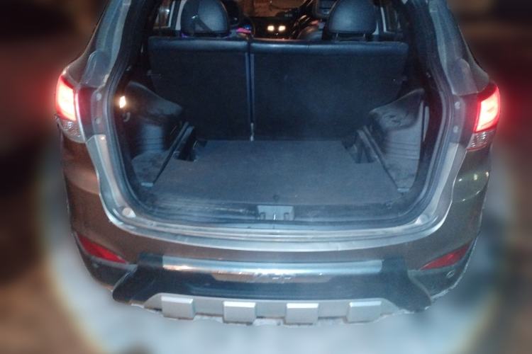 Used Hyundai ix35 2012 2.0L Automatic Two-Wheel Drive Elite Edition GLS
