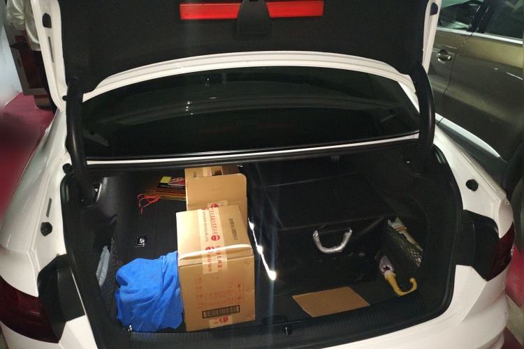 Used Audi A4L 2022 40 TFSI Luxury Dynamic Model
