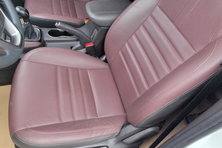 Used CHANGAN Lingxuan 2017 1.6L Manual Happiness Edition