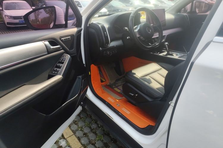 Used BYD Tang 2018 2.0T Automatic SmartConnect Prestige 7-Seater China V Standard