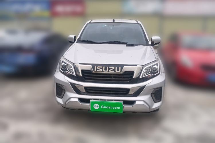 Used Isuzu D-MAX 2023 2.5T Manual 4x4 Diesel Flagship Long Wheelbase Exterior 1