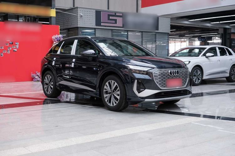 Used Audi Q4 e-tron 2024 40 e-tron Adventure Edition Exterior 2