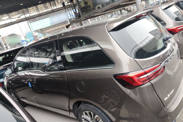 Used Buick GL8 2021 Land Cruiser Executive Class 652T Comfort Model