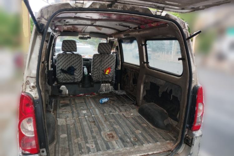 Used Wuling Rongguang 2011 1.2L Base Version Trunk