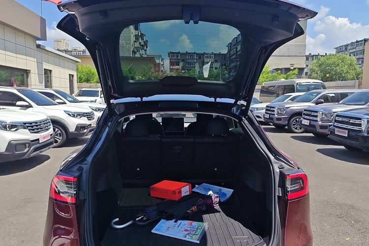 Used Tesla Model Y 2024 Rear-Wheel-Drive Version
