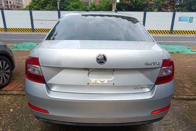 Used Skoda Octavia 2016 1.6L Automatic Chuanxing Edition