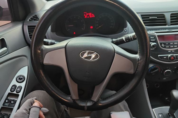 Used Hyundai Verna (older generation) 2016 1.4L Automatic Smart GLS