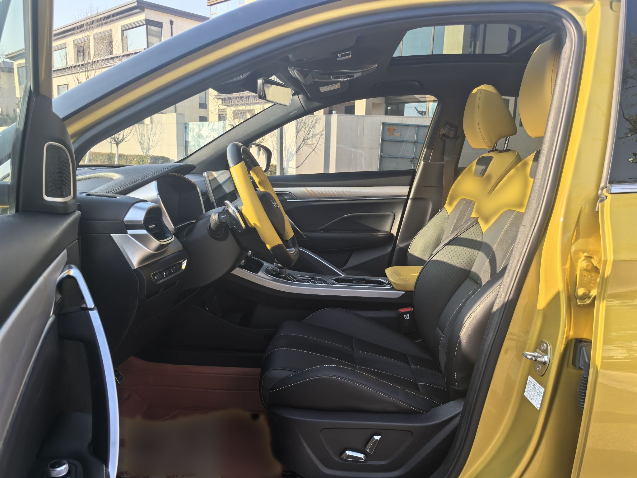 المقاعد الأمامية داخل السيارة