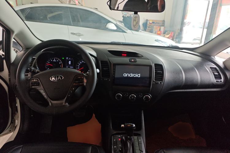 Used Kia K3 2017 1.6L Automatic 15th Anniversary Special Edition GLS Center Console