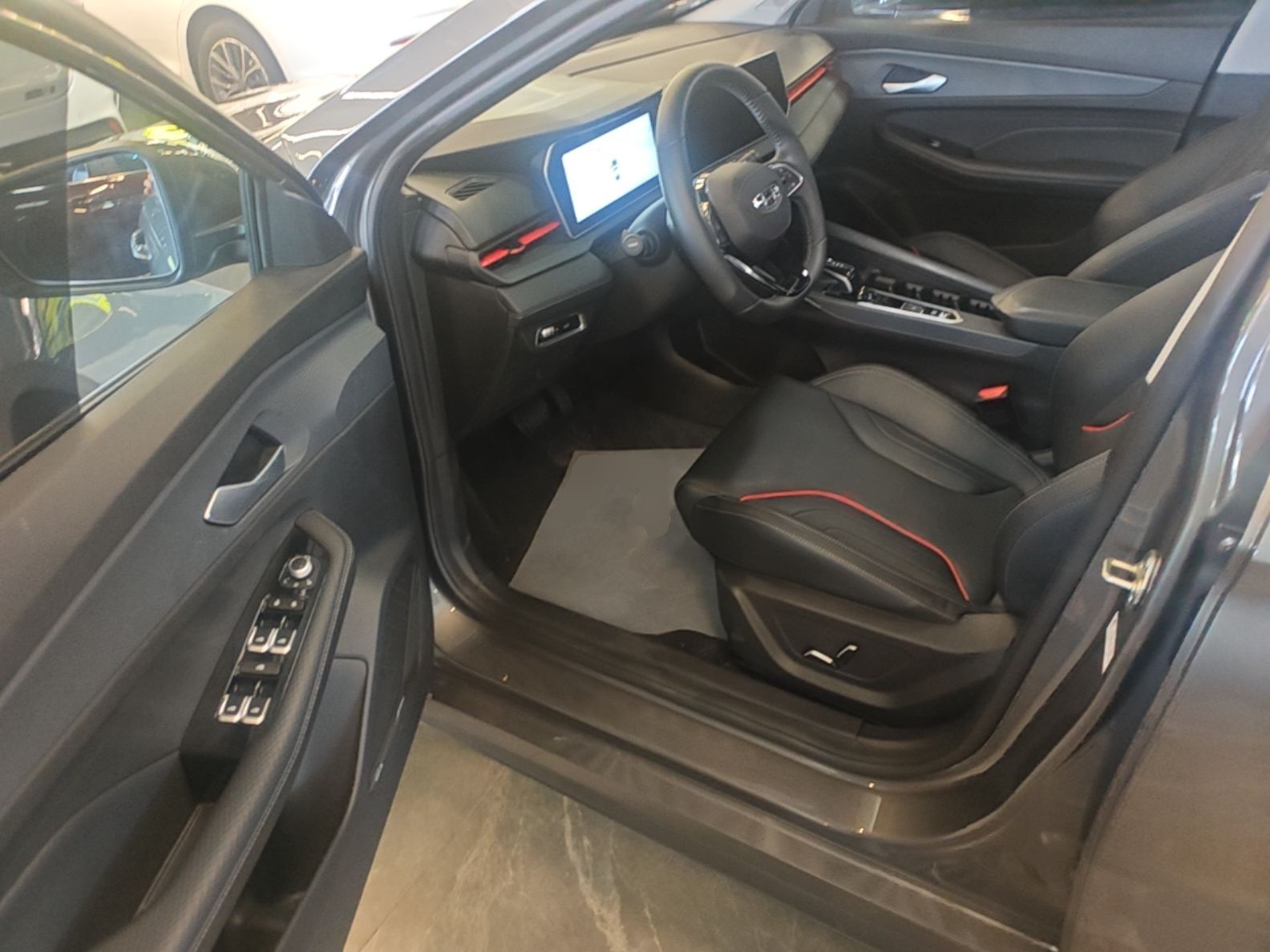 Geely Auto Binray 2024 Binrui COOL 1.5T DCT Longteng Edition — снимка 18