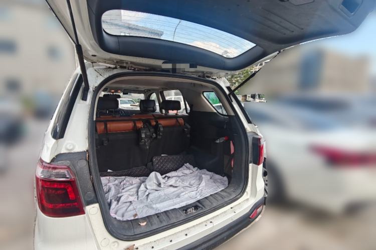 Used CHANGAN OSHAN CX70 2016 1.6L Manual Luxury Model Trunk