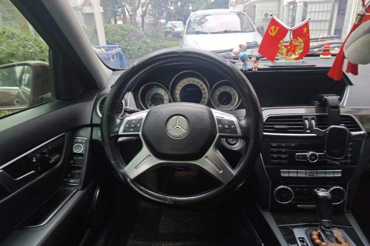 Used Mercedes-Benz C-Class 2011 C 200 CGI Fashion Model