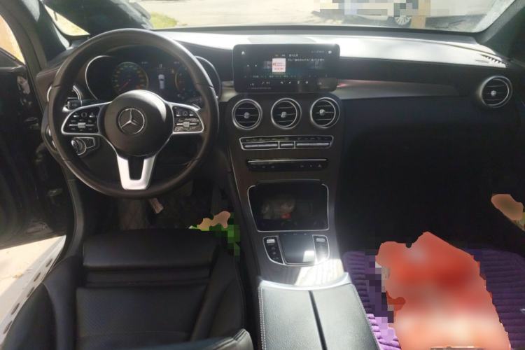 Used Mercedes-Benz GLC 2022 GLC 300 L 4MATIC Dynamic Edition Prestige Model Center Console