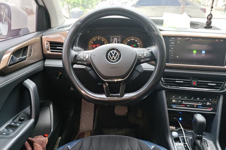 Used Volkswagen Tharu 2021 280TSI Two-Wheel-Drive Luxury Plus Edition Steering Wheel
