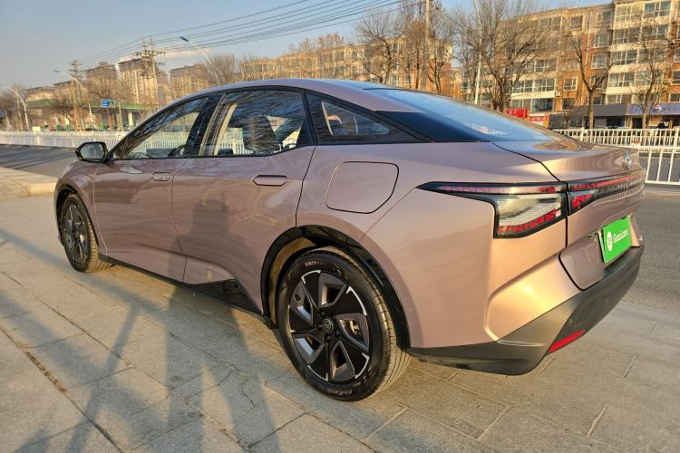 Used Toyota bZ3 2023 616 km Long-Range Premium