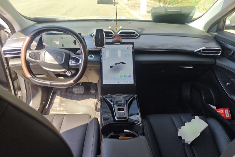 Used Dongfeng Aeolus Mage 2023 DH-i 1.5T Luxury Edition