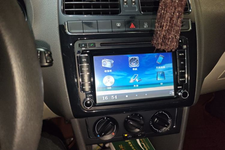 Used Volkswagen Polo 2014 1.4L Automatic Comfort Edition