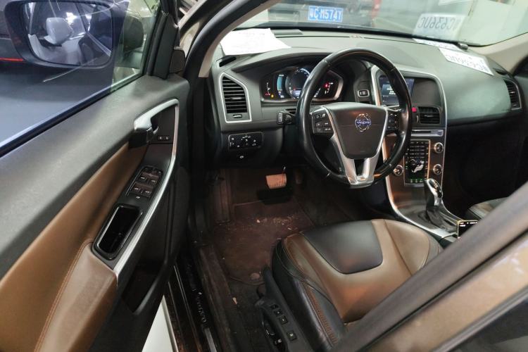Used Volvo XC60 2015 T5 AWD Zhiyuan Edition Interior 3