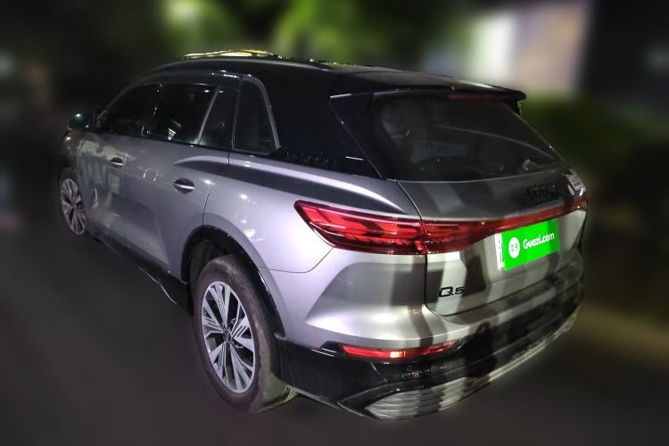 Used Audi Q5 e-tron 2023 40 e-tron Shining Edition Mecha Kit