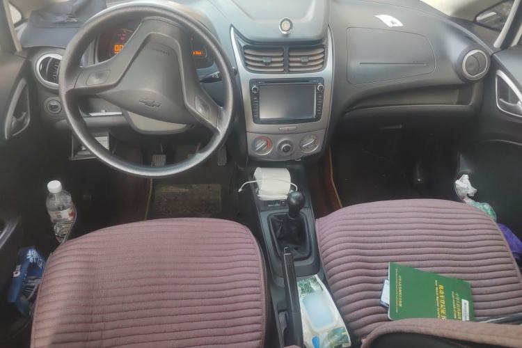 Used Chevrolet Sail 2013 Sedan 1.2L Manual Fashionable Happiness Edition Center Console