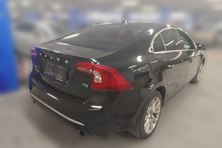 Used Volvo S60 2016 S60L T4 Zhiyuan Edition Rear Right 45 Deg