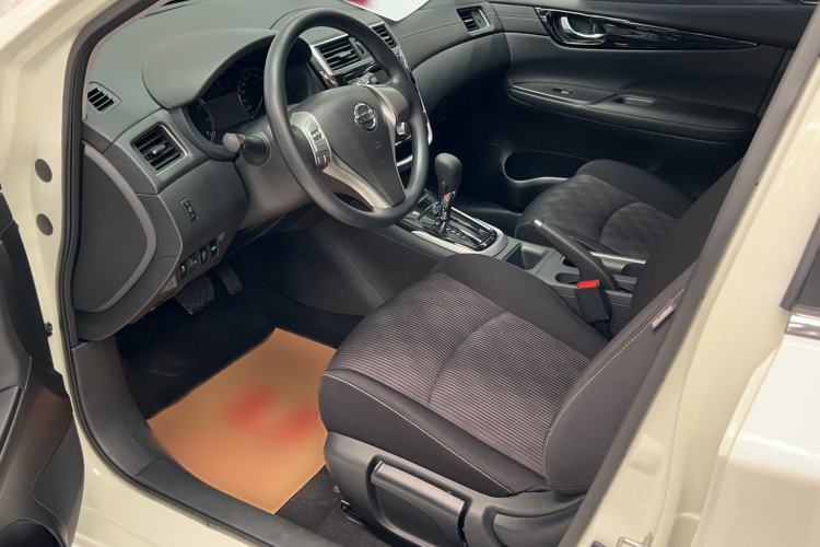 Used Nissan Tiida 2021 1.6L CVT Cool Edition Interior 1