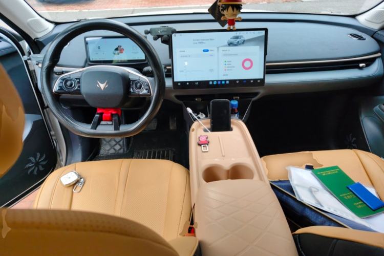 Used ARCFOX T1 2025 Model 425 PRO Center Console