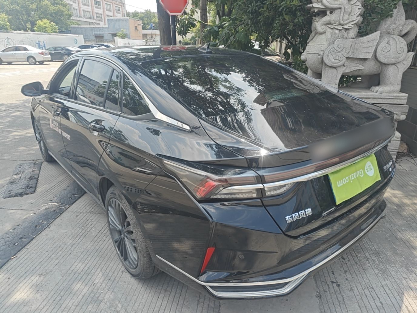 Dongfeng Aeolus Yixuan MAX 2023 1.5T Ultra-Stylish Trendsetting Dad Edition — снимка 4
