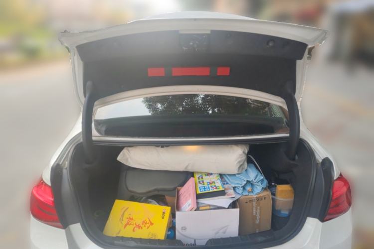 Used BMW 3 Series 2019 320Li Fashion Model Trunk