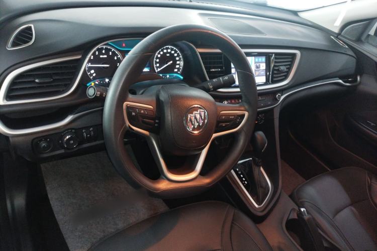 Used Buick GT 2021 Revised Version Flagship 1.5L Automatic Elite Edition Center Console