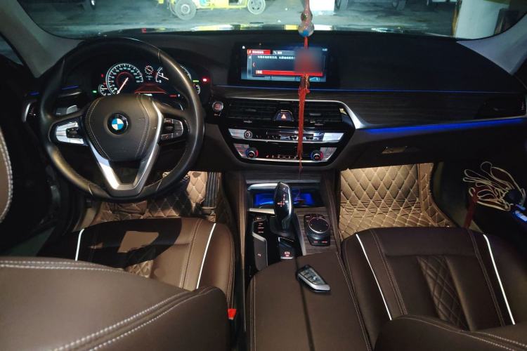 Used BMW 5 Series 2018 530Li Leading Edition Luxury Package
