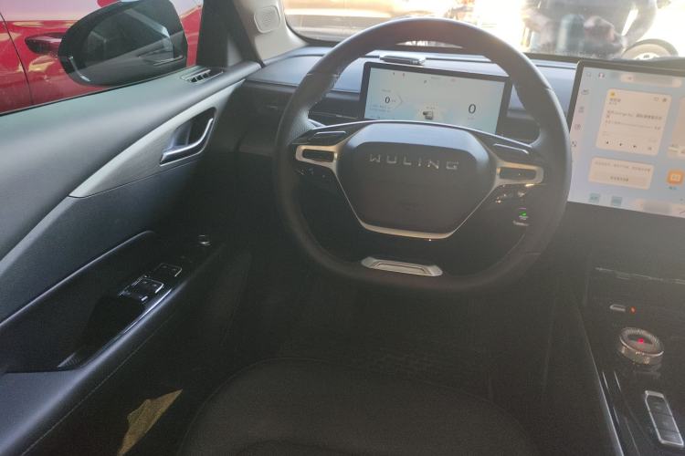 Used Wuling E5 2024 510 km Standard Version
