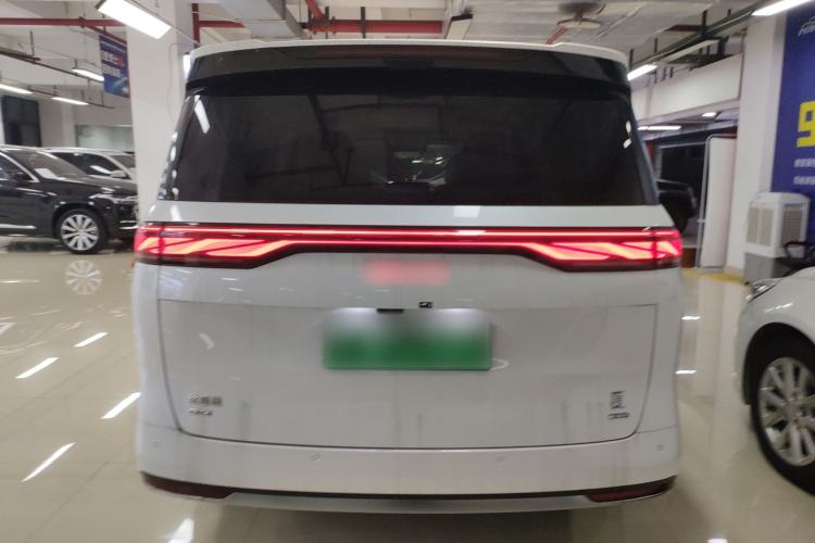 Used BYD Xia 2025 DM-i 1.5T 180km Excellence Model
