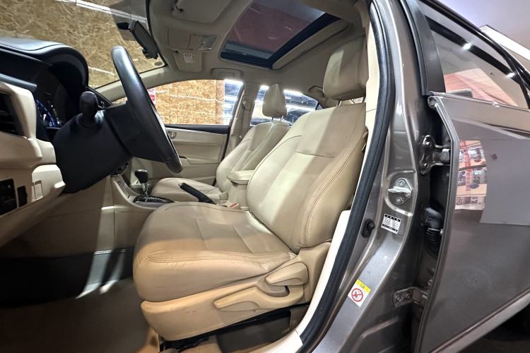 Used Toyota Corolla 2014 1.6L CVT GLX-i
