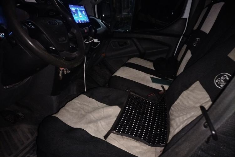 Used Ford Transit 2019 2.0T Gasoline Multi-Purpose Commercial Vehicle Mid-Drive Mid-Roof 6-Seater China VI Standard