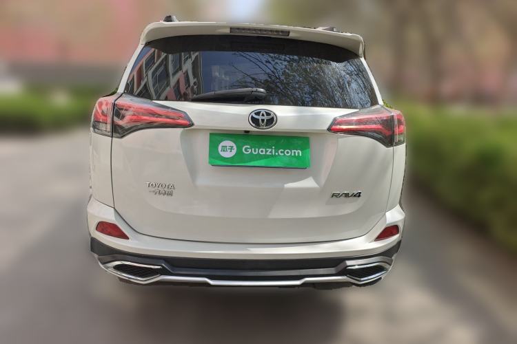 Used Toyota RAV4 2019 2.0L CVT Two-Wheel Drive Pioneer Edition China V Standard