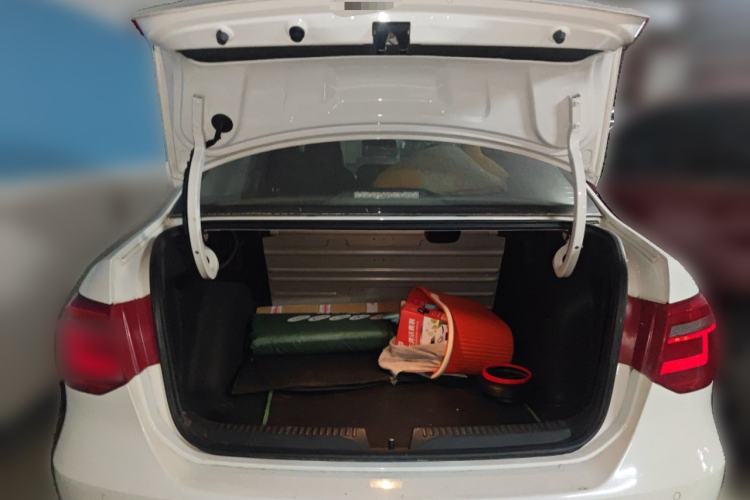 Used Volkswagen Jetta 2013 1.6L Automatic Luxury Model