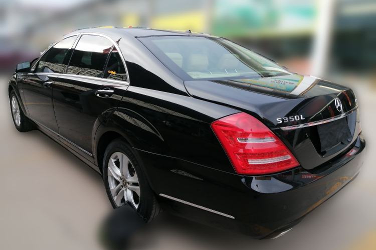 Used Mercedes-Benz S-Class 2012 S 300 L Business Standard Model
