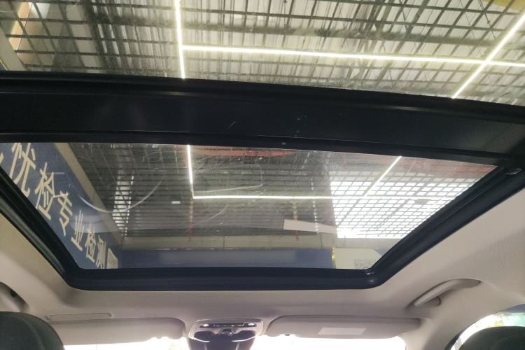 Used Lynk & Co 01 2019 2.0T Four-Wheel Drive Genie Pro Version China VI Standard Headliner