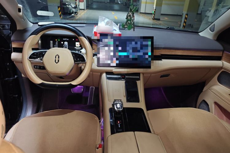 Used Hima AITO M7 2024 1.5T Intelligent Drive 4x4 Max Edition 6 Seats Center Console