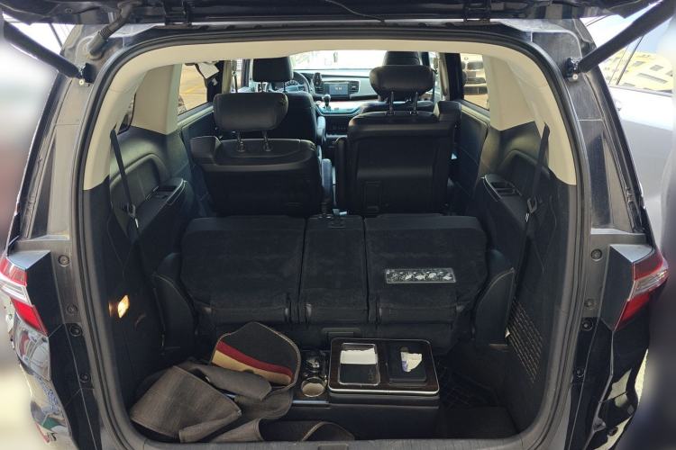 Used Honda Odyssey 2017 2.4L Smart Edition Trunk