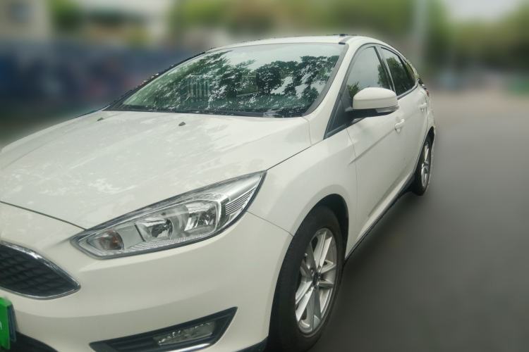 Used Ford Focus 2015 Hatchback 1.6L Automatic Fashion Edition