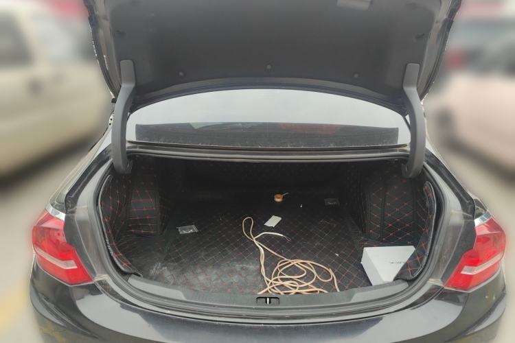 Used Buick LaCrosse 2016 28T Premium Edition Trunk