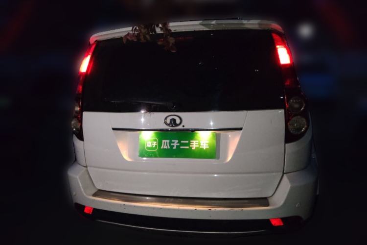 Used Haval H5 Classic 2013 Zhizun Edition 2.0L Manual Two-Wheel Drive Entry-Level Model