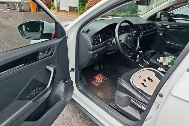 Used Volkswagen T-ROC 2018 280TSI DSG Two-Wheel-Drive Comfort Version China V Standard Driver Seat